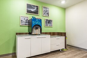 WoodSpring Suites Colton