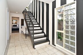 Moa Place - Christchurch Holiday Homes