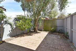 Moa Place - Christchurch Holiday Homes