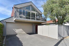Moa Place - Christchurch Holiday Homes