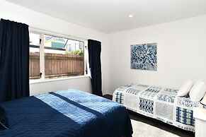 Moa Place - Christchurch Holiday Homes
