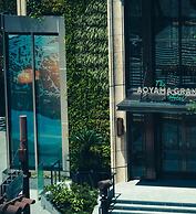The Aoyama Grand Hotel