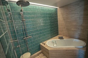 The Aoyama Grand Hotel