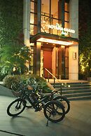 The Aoyama Grand Hotel