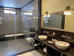 Umaid Farm Resort - A Legacy Vintage Stay in Jaipur