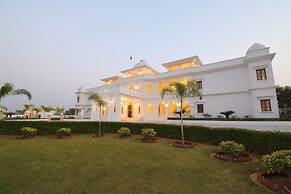 Umaid Farm Resort - A Legacy Vintage Stay in Jaipur