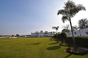 Umaid Farm Resort - A Legacy Vintage Stay in Jaipur