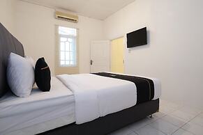 OYO 2557 The Apple Residence