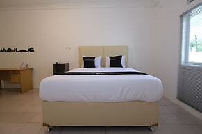 OYO 2557 The Apple Residence