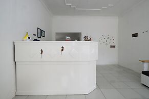 OYO 2557 The Apple Residence