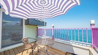 Blue Sea Pension