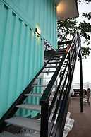 Roxy Sematan Villa & Townhouse