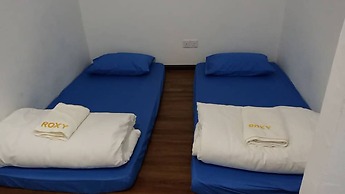 Roxy Sematan Villa & Townhouse