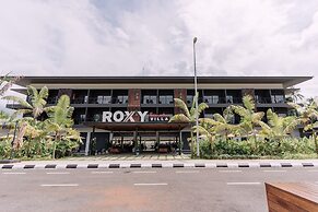Roxy Sematan Canopy & Villa