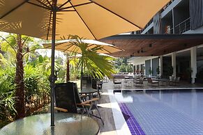 Roxy Sematan Villa & Townhouse