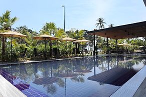 Roxy Sematan Villa & Townhouse