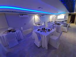 Qasr Alshamal Hotel