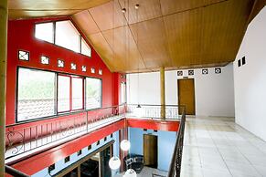 SPOT ON 2584 Hotel Karya Nunggal Asri