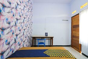 OYO 2497 Pesona Guest House