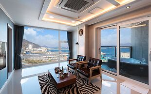 Yeosu Paradise Spa Pension