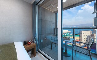 Yeosu Paradise Spa Pension