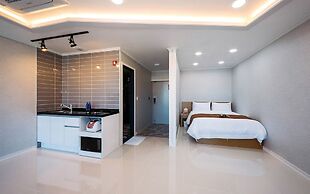 Yeosu Paradise Spa Pension