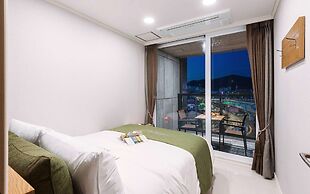 Yeosu Paradise Spa Pension