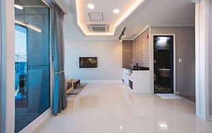 Yeosu Paradise Spa Pension