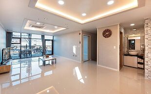 Yeosu Paradise Spa Pension