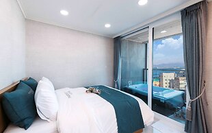 Yeosu Paradise Spa Pension