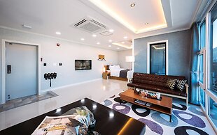 Yeosu Paradise Spa Pension