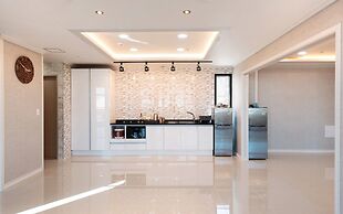 Yeosu Paradise Spa Pension