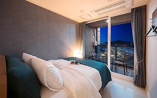 Yeosu Paradise Spa Pension