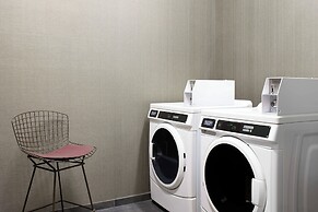 Courtyard by Marriott Denver Aurora