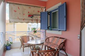 L'appartment de la riviere  by CorfuEscapes