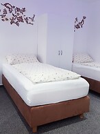 Hotel - Pension - Weller