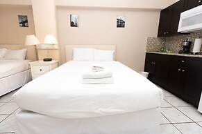 753 Studio With City View Hollywood