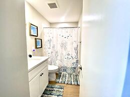 Harbour Island 402l 2 Bedroom Home by RedAwning