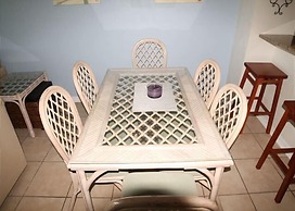 Colony Reef 15c 2 Bedroom Condo by Redawning