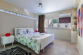 Ariadne Beautiful Studio