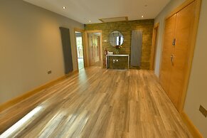 The Shack and Pods at Inchree