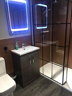 The Shack and Pods at Inchree