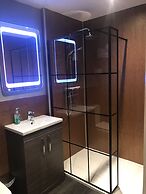 The Shack and Pods at Inchree