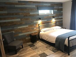 The Shack and Pods at Inchree