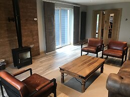 The Shack and Pods at Inchree