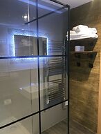 The Shack and Pods at Inchree