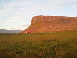 Hænuvík Cottages