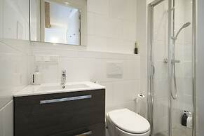 Mercedesbnb Amsterdam