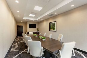 Best Western Premier Northwood Hotel