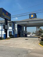 Sunrise Inn & Suites